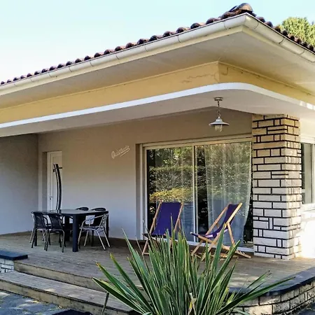 Holiday home L&b Pereire 6 Pers, 700m Pereire *