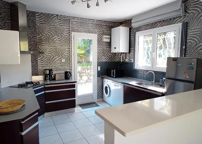 Holiday home L&b Pereire 6 Pers, 700m Pereire *