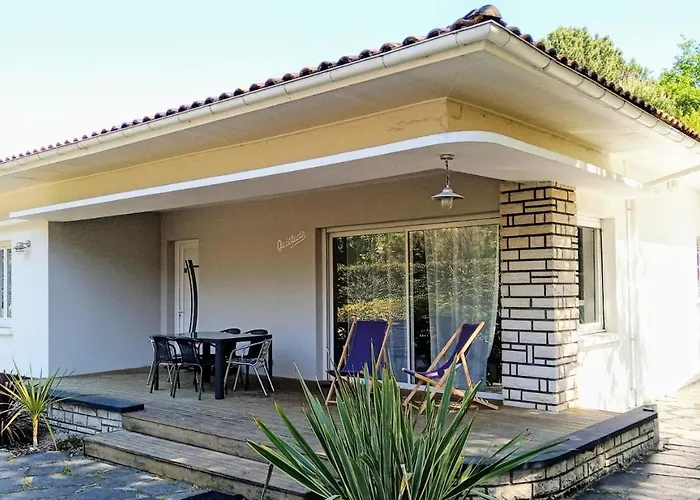 Holiday home L&b Pereire 6 Pers, 700m Pereire *